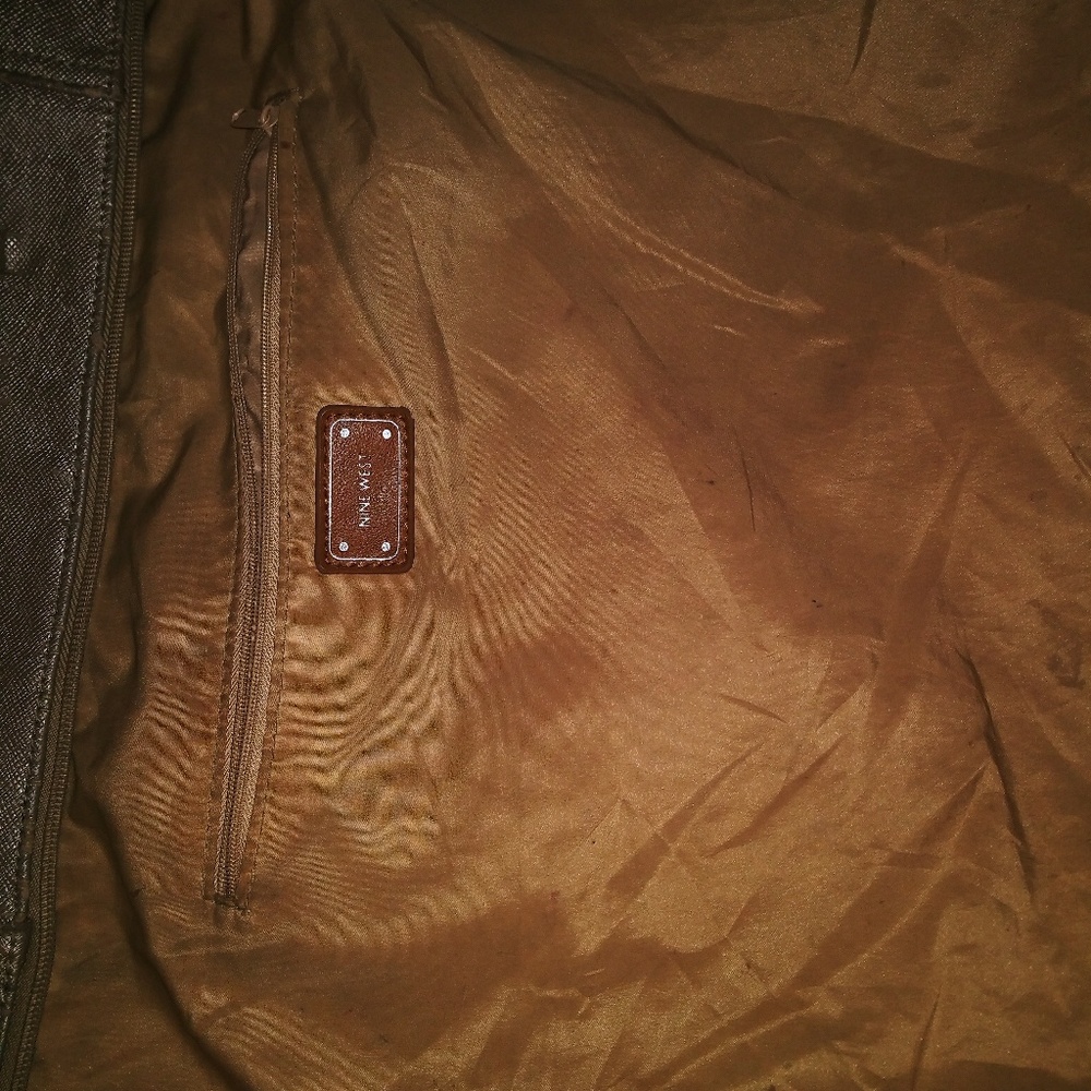 Lite - Picture 4 of 5